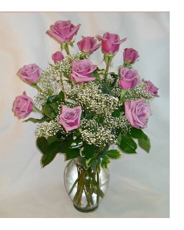 As Shown 12 roses size, inches height and inches wide.
