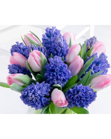 Standard - in a LOW glass vase size, inches height and inches wide.