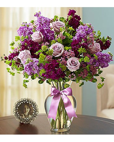 MEDIUM (AS SHOWN) size, inches height and inches wide.