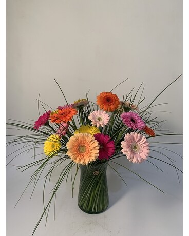 Deluxe size, 16 inches height and 16 inches wide.