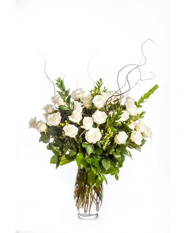 White size, 32 inches height and 28 inches wide.