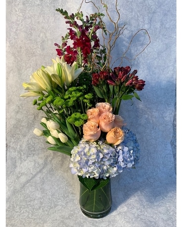 Grand size, 28 inches height and 12 inches wide.