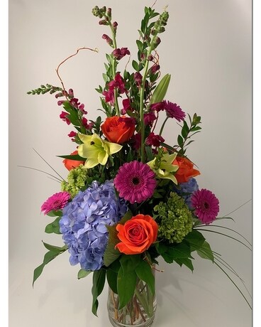 Premium size, 32 inches height and 18 inches wide.