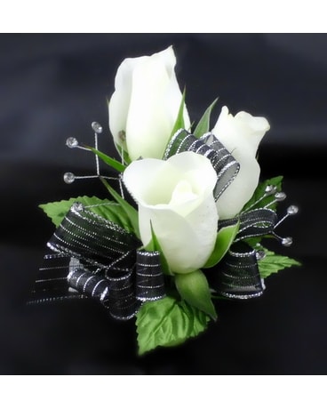 White Spray Roses size, inches height and inches wide.