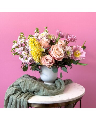 Standard size, 13 inches height and 15 inches wide.
