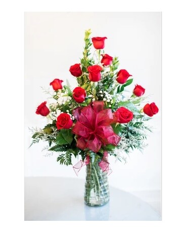 18 Roses size, inches height and inches wide.