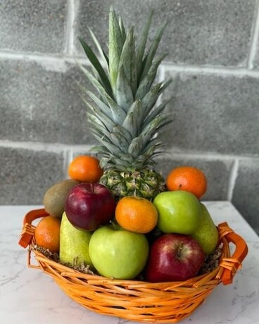 Premium + Pineapple size, inches height and inches wide.