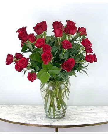 36 Red Roses size, inches height and inches wide.