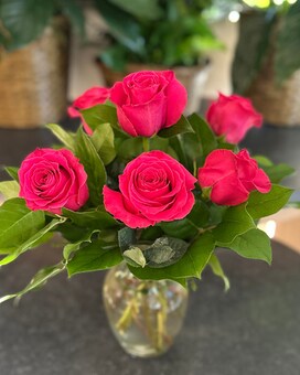 Pink Roses size, inches height and inches wide.