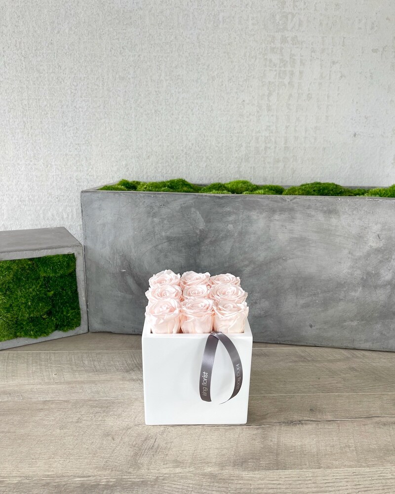 Floral Arrangement Only size, 6 inches height and 6 inches wide.