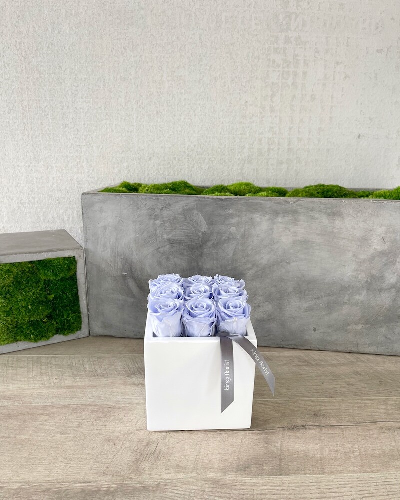 Floral Arrangement Only size, 6 inches height and 6 inches wide.
