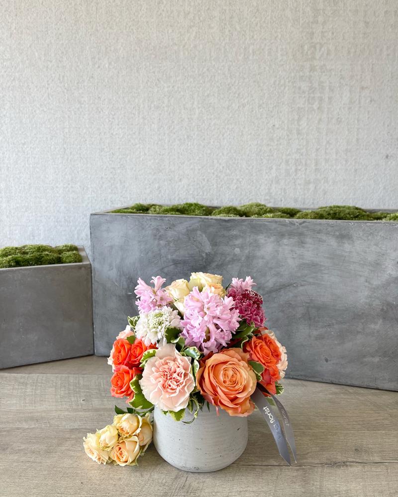 Floral Arrangement Only size, 8 inches height and 6 inches wide.