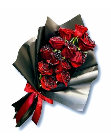 12 Roses size, inches height and inches wide.