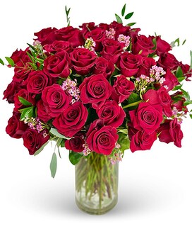 Luxurious size, 22 inches height and 20 inches wide.