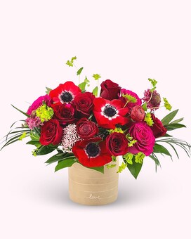 Standard size, 10 inches height and 12 inches wide.