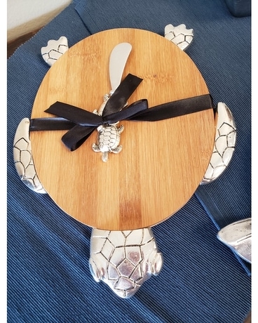 Turtle Cutting Board with Spreader Knife size, inches height and inches wide.