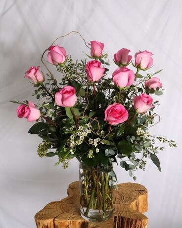 Three Dozen size, inches height and inches wide.