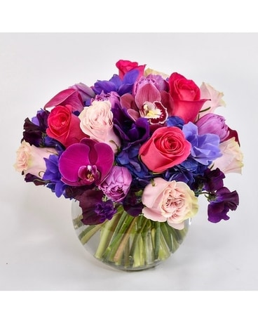 Hand-Tied Bouquet (NO VASE) size, inches height and inches wide.