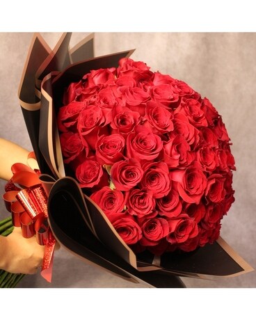 100 Red Rose size, inches height and inches wide.