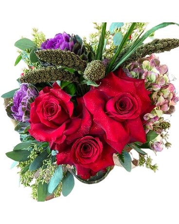 Bouquet: size, inches height and inches wide.