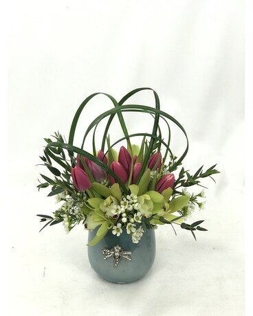 Beautiful As Shown size, inches height and inches wide.
