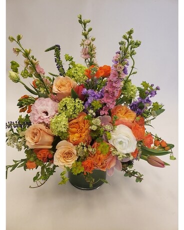 Lovely size, inches height and inches wide.