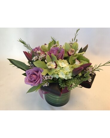 Stunning size, inches height and inches wide.