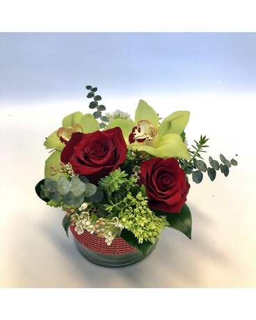 Lovely size, inches height and inches wide.