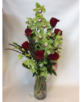 Lovely size, inches height and inches wide.