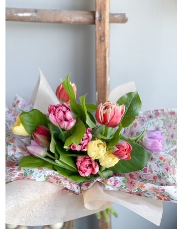 Designed in Vase size, inches height and inches wide.