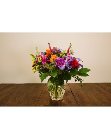 Vase, strong colours, xlarge size, inches height and inches wide.