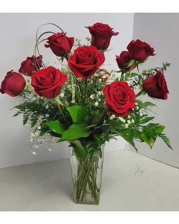 Rose Romance Deluxe Flower Arrangement