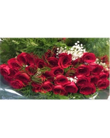 30 Red Roses size, inches height and inches wide.