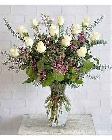 White Roses size, inches height and inches wide.