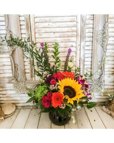 Best Day Ever Bouquet size, inches height and inches wide.