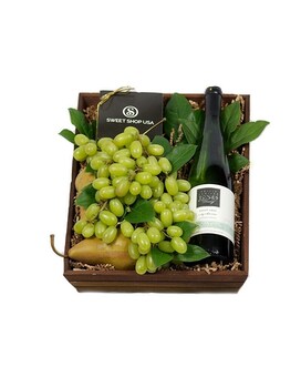 Muscatt Ottonel Dry White Wine size, inches height and inches wide.