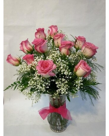 24 roses size, inches height and inches wide.