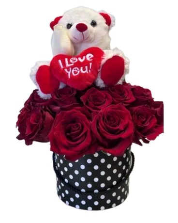 Deluxe24 Red Roses size, inches height and inches wide.