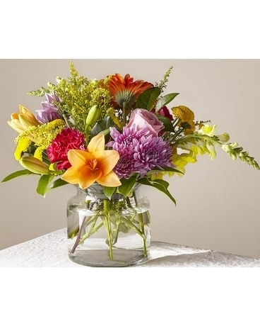 Deluxe size, 14 inches height and 14 inches wide.