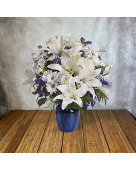 Deluxe size, 19 inches height and 17 and a half inches wide.