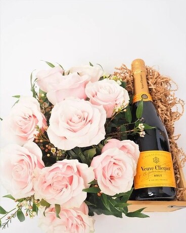 Bubbles and Roses with Veuve Cliquot' Brut Champagne size, inches height and inches wide.