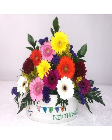 Deluxe-6 mixed colored roses added size, inches height and inches wide.