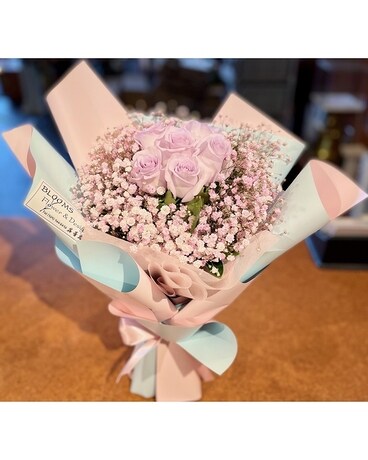 Lavender (6 stems) size, inches height and inches wide.