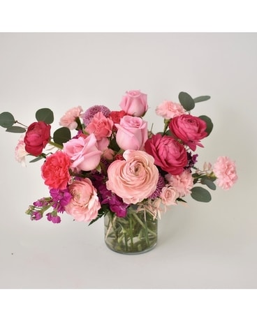 Deluxe size, inches height and inches wide.