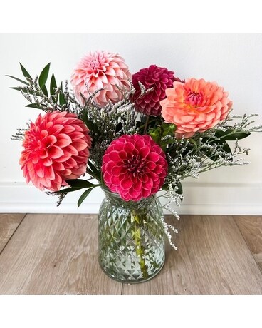 Standard - In a Vase size, inches height and inches wide.