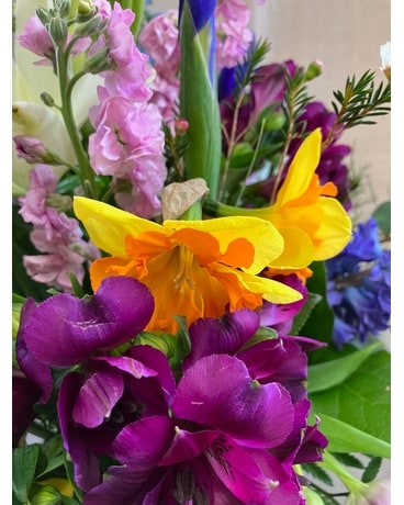 Standard in Vase size, inches height and inches wide.