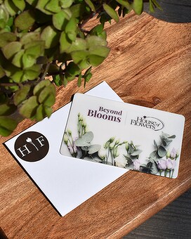 Gift card size, inches height and inches wide.