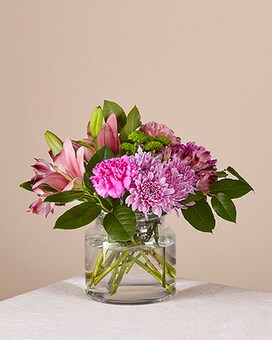 Standard size, 15 inches height and 15 inches wide.