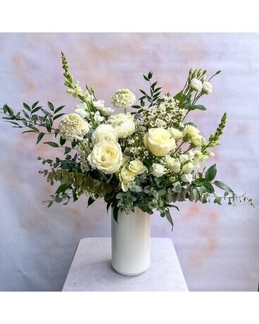 Premium size, 25 inches height and 22 inches wide.