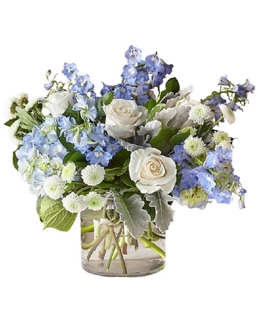 Deluxe size, 18 inches height and 22 inches wide.
